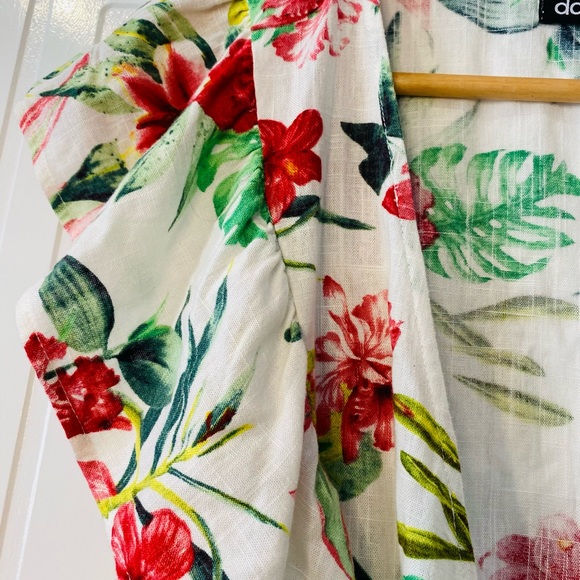 NWOT White Floral Tie Up Bolero Ruffle Cap Sleeves 10 - Picture 9 of 15